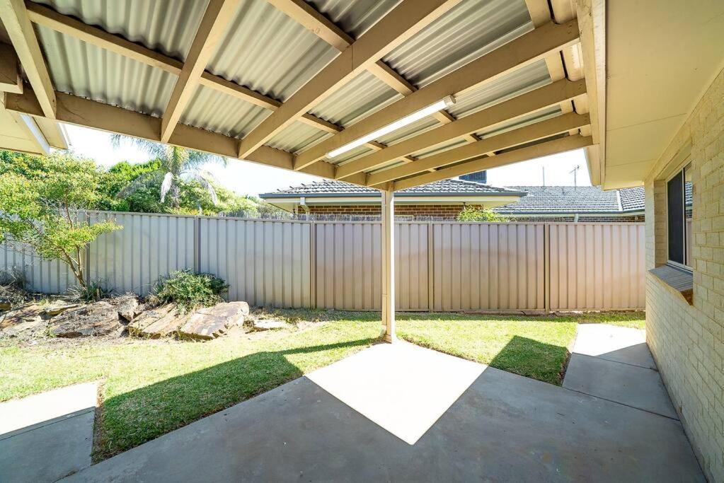 Light & Bright Homely Villa Wagga Wagga Exterior photo